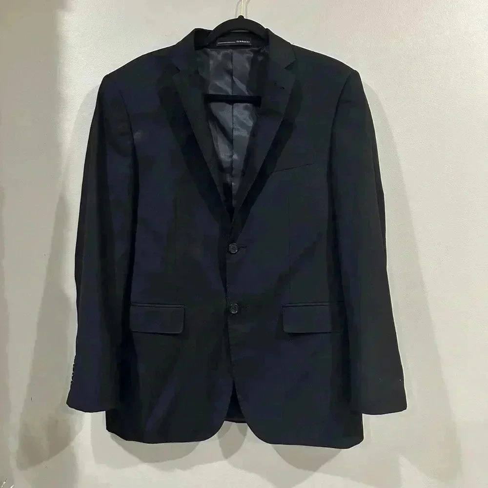 Men’s Ferrecci Black Blazer Size 40R
